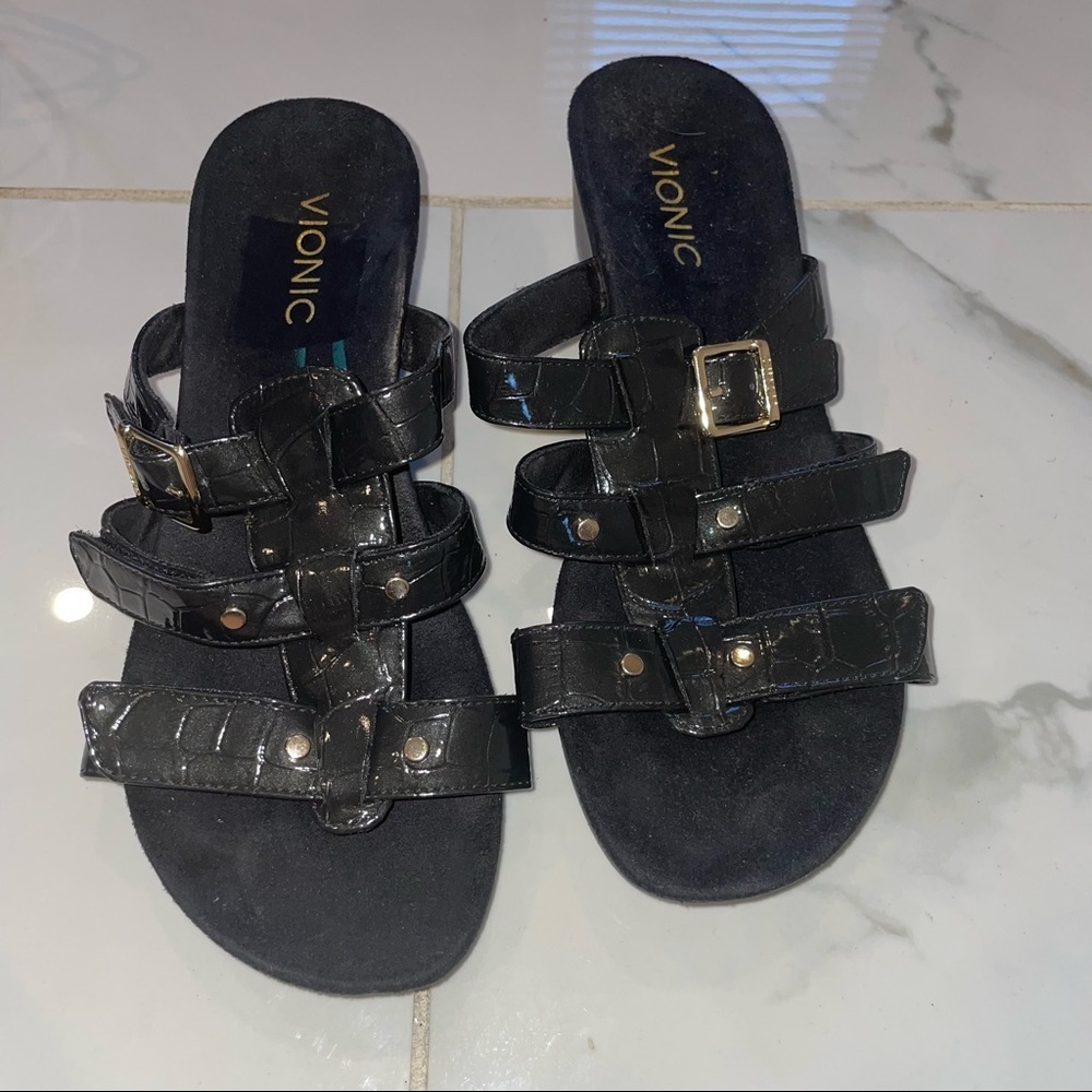Vionic Black Comfort Sandal - Picture 3 of 6